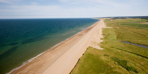 A Practical Guide to Understanding Tides & Staying Safe on the Norfolk Coast