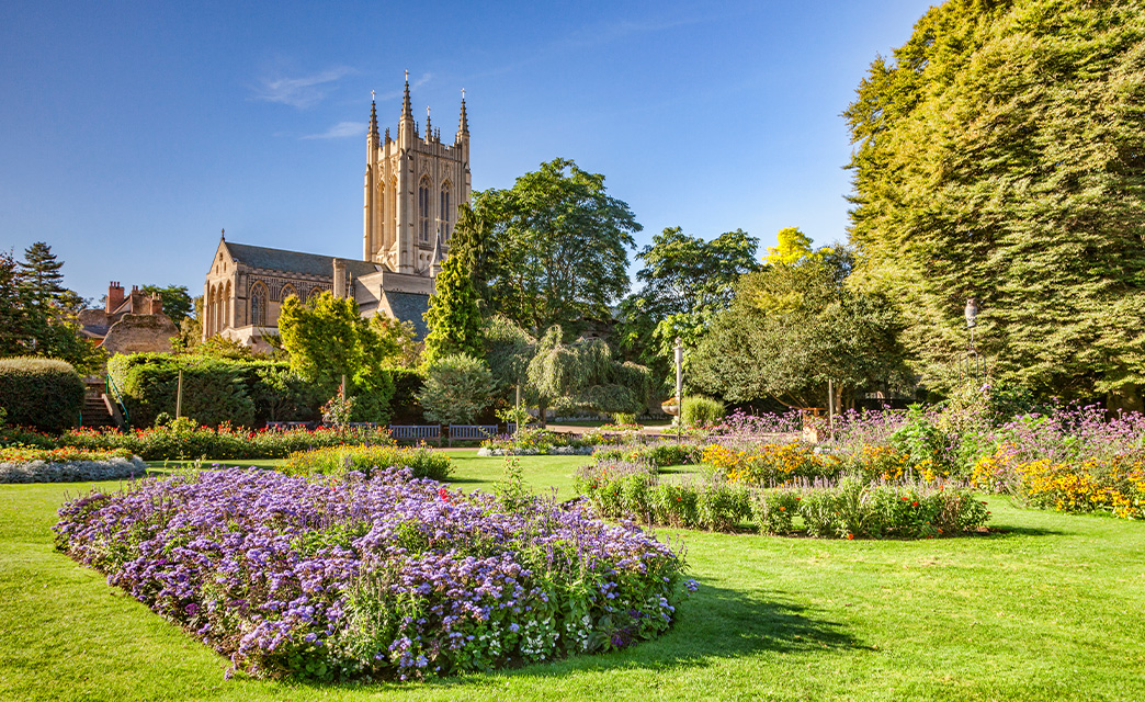 Suffolk in Bloom | A Guide to the County’s Most Beautiful Gardens